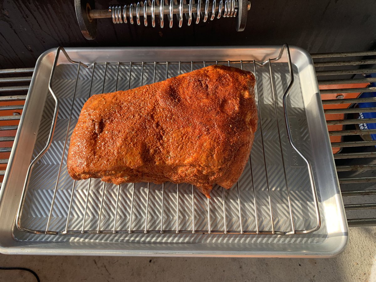 VolRob24's tweet image. When you are stuck at home but still have to work. This is how we roll! Isn’t that right @SwainEvent @deadendbbq #yodersmoker
#bbq4Life 🔥🐽🍖