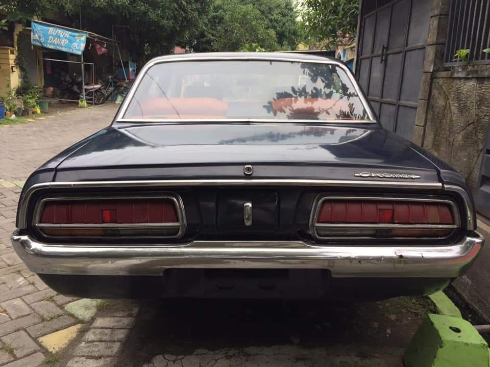 Suka Mobil Tua on Twitter: "Toyota Crown lele th 73 kondisi mesin dan ...