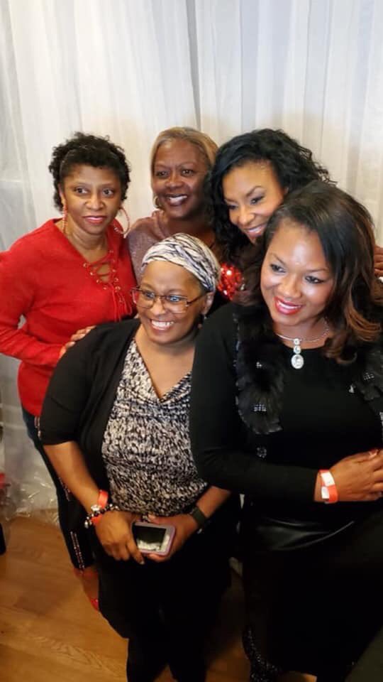Shaunya_Chavis's tweet photo. Grateful for 34 years of Delta ❤️sisterhood and service. Happy 🔺DeltaVersary line sisters Angela Holmes, Valerie Porter Gwendolyn Mason & Tatia Solomon Neal #KDMade 🐘🔺😘 @UnivWestGa @dstinc1913 https://t.co/UUMC33qC9G