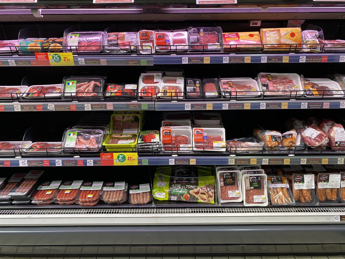 INTERVILLEDIEU's tweet photo. Après une semaine très compliqué en terme d’approvisionnement votre @INTERVILLEDIEU est heureux de proposer à ses clients un magasin qui permet de couvrir vos besoins  👍🏻alors pas de panique 😃#Intermarche #confinementjour9 #coronavirusfr #COVID19france https://t.co/PVOGlLLJt9