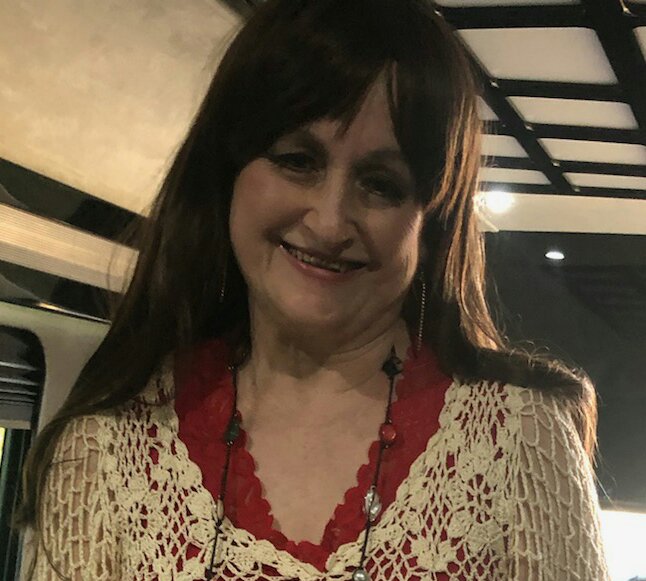 ShariBrock101's tweet photo. Here we go.  Trying to get in on Kohrville's Virtual Spirit week.  Here's my Throwback Thursday hairstyle.  Miss you all so much. https://t.co/ERCtJLRfVc