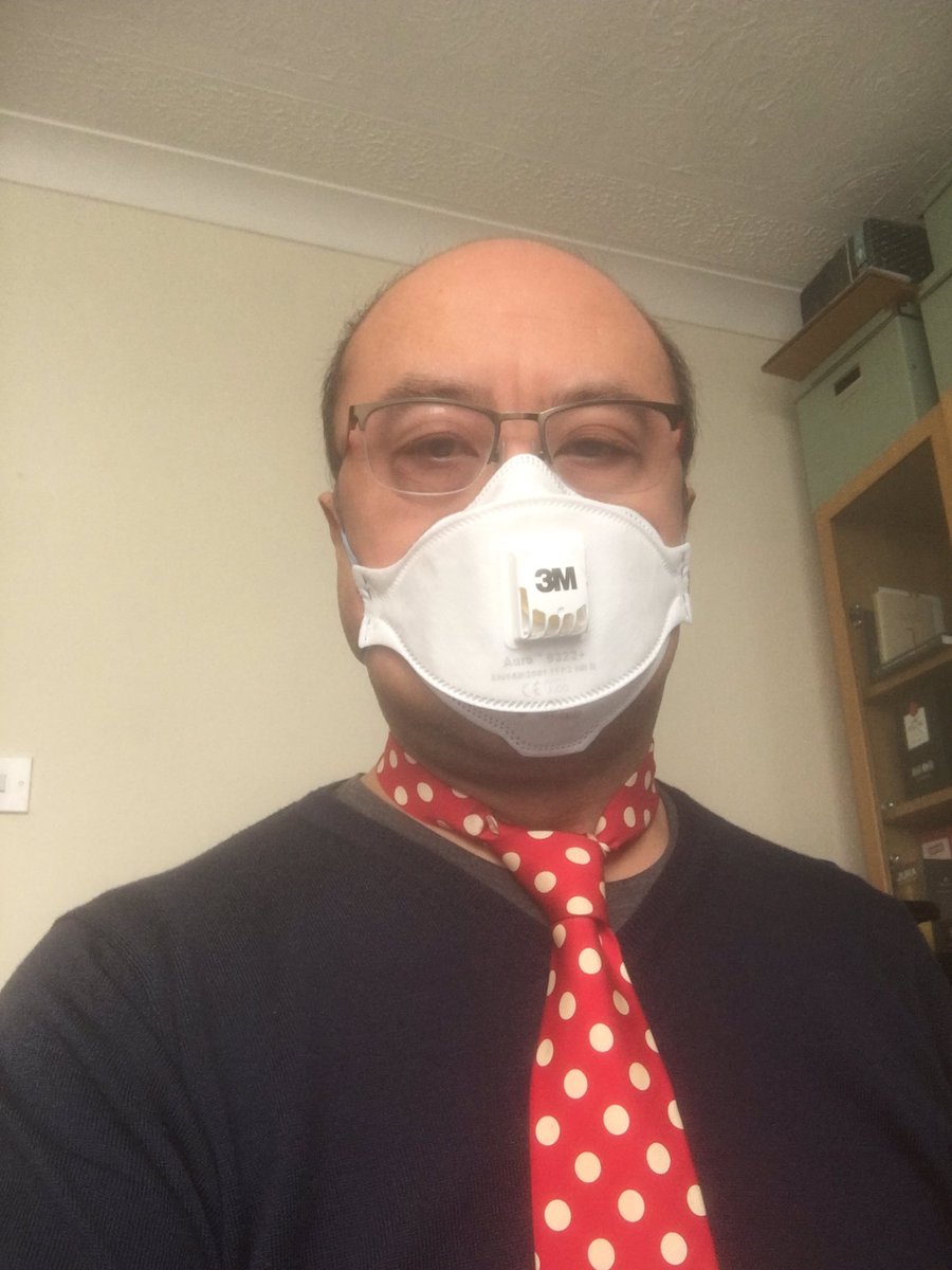 GordonFong's tweet photo. I got dressed up for a meeting on the line today. #myhighlight https://t.co/liLZD7IK5r