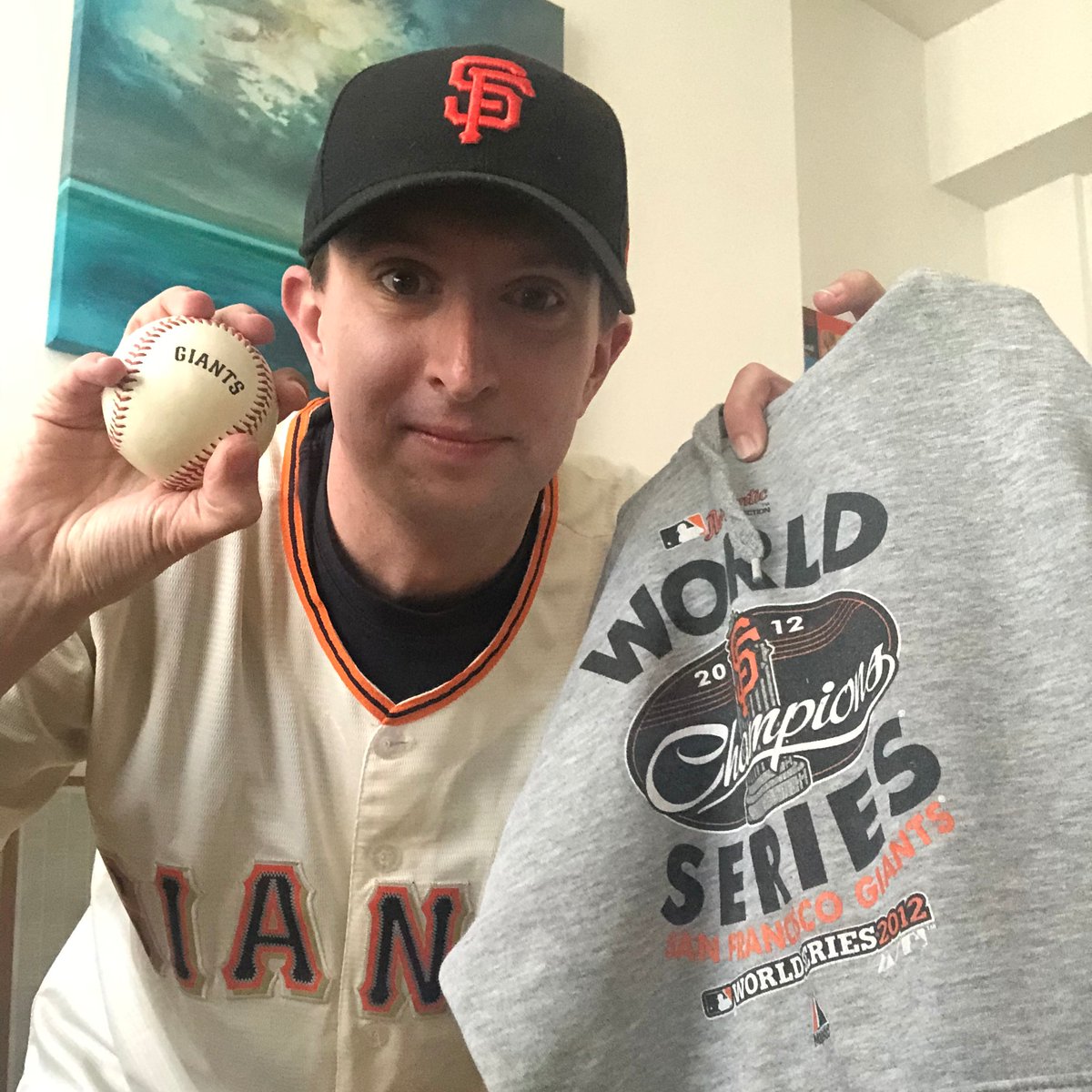 #JerseysOn #OpeningDayAtHome  Got my @SFGiants jersey & cap on, with my WS2012 hoody ready for when it gets chilly later! BUT what game from the last two years should I watch this afternoon whilst I'm WFH? @batflips_nerds @SFGiants_UK @MLBUKCommunity @mlblondonseries