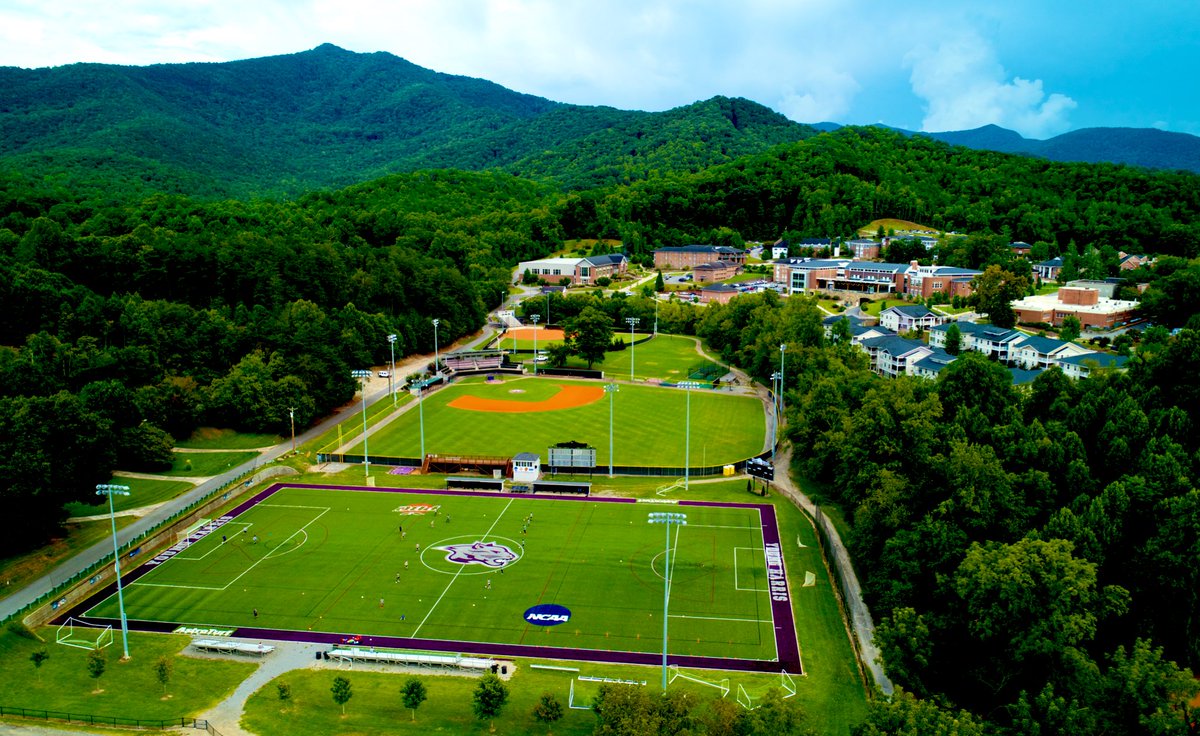 YHCBaseball's tweet image. In case you forgot what heaven on earth looks like, we thought we would remind you. Miss our players and students but we hope everyone is safe.