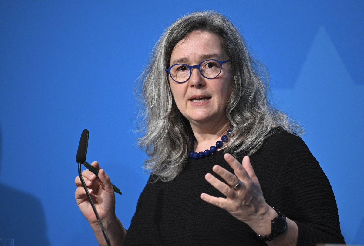 thueringende's tweet photo. Hier der Link zur "Thüringer Verordnung über erforderliche Maßnahmen zur Eindämmung der Ausbreitung des Coronavirus SARS-CoV-2, der heute von Ministerin @HeikeWernerTH erlassen wurde: https://t.co/VOlVvzjYG8 https://t.co/ImbO7P4mnC
