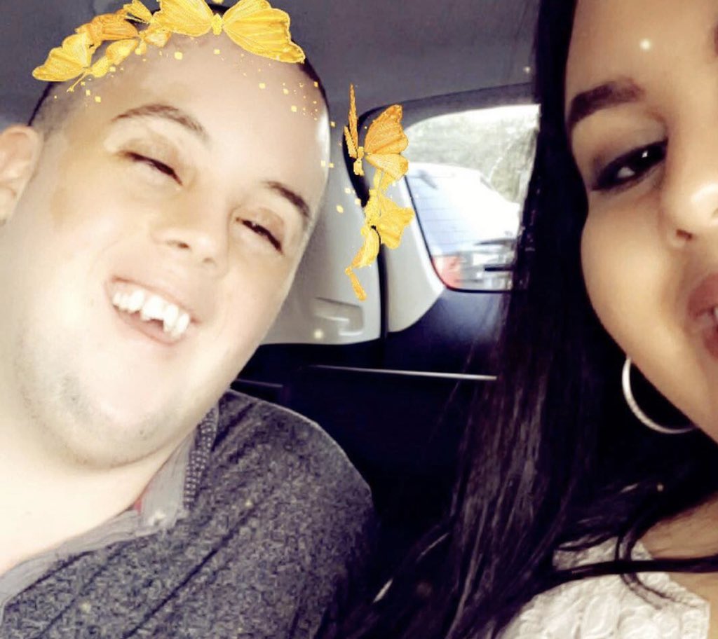 emyxxx0's tweet image. Please HELP my brother with Down syndrome went missing his name is Erwin Lopez he's 21 years old BROWARD COUNTY AREA if you find him please CONTACT  me or call 911