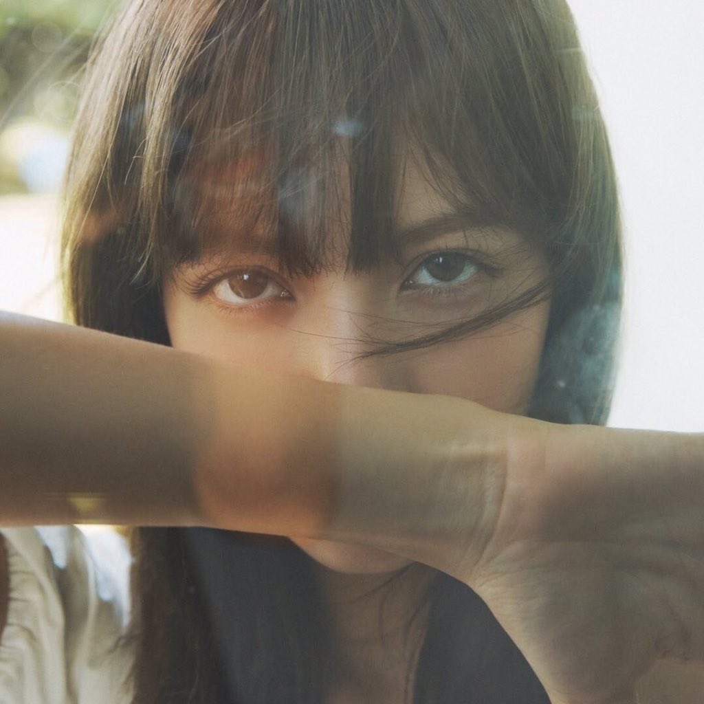 kimthooo1's tweet photo. #327WishesForLalisa
#LalisaManobanDay
#우리의_별_리사_생일축하해 
OUR PRIDE LALISA
We love you, Lisa https://t.co/lX6g7xyFxs
