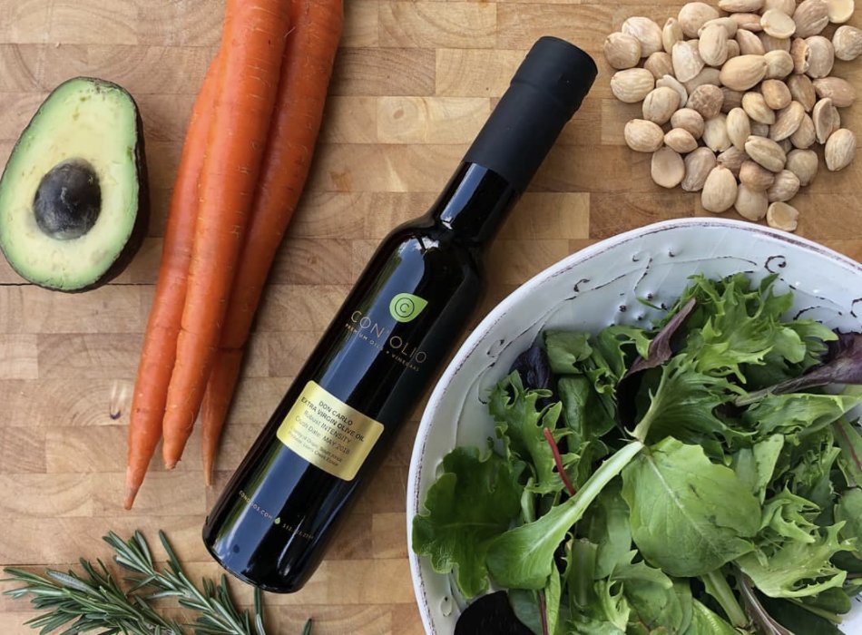 Consider <a href="/conolio/">Conolio</a> you’re local grocer | They’ve got everything from <a href="/jbgorganic/">Johnson's Backyard Garden</a> veggies, <a href="/antonellischz/">Antonelli's Cheese</a>, <a href="/gfyourselfk/">gluten free yourself</a> gluten-free bread, <a href="/twohiveshoney/">Two Hives Honey</a>, imported wines, pastas and of course, amazing olive oils + vinegars. 
🧀🍞❤️🥕🍷