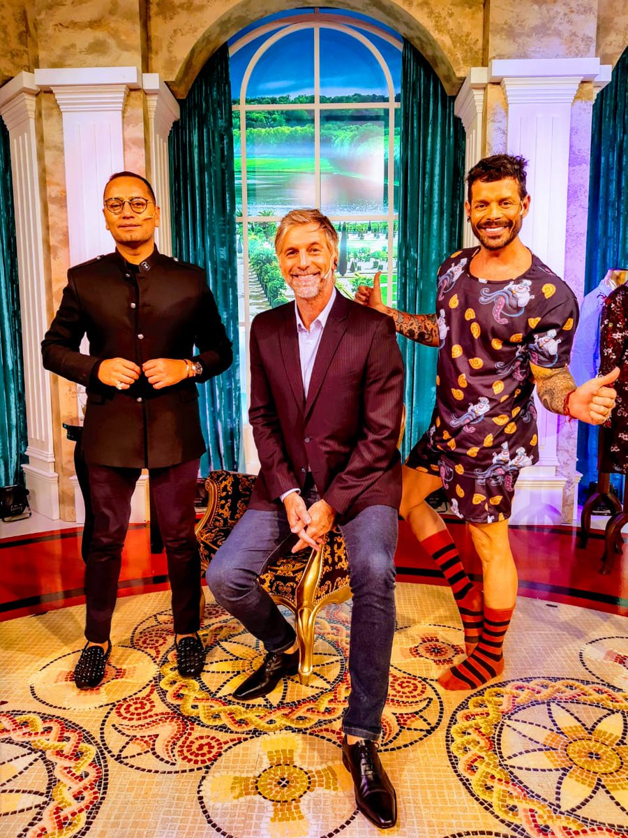 #QuedateEnCasa y mirá todos los programas de <a href="/LaJauladelaModa/">La Jaula de la Moda</a> en #Youtube! <a href="/HoracioCabak/">CABAK</a> <a href="/famedinaflores/">Fabian Medina Flores</a> <a href="/mariancaprarola/">Mariano Caprarola 💚</a> <a href="/ciudad_magazine/">Ciudad Magazine</a> youtube.com/playlist?list=…