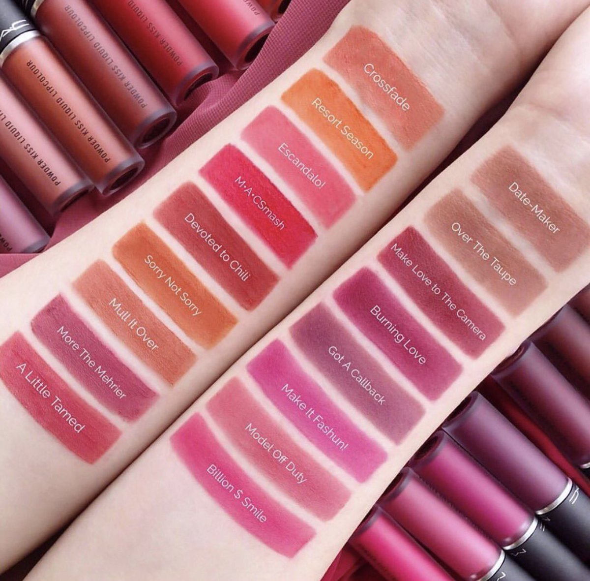 Trendmood's tweet photo. Available Now!! 🚨Online @douglas NEW Members to the #PowderKiss Family 😍🙌🏼💄 by @maccosmetics includes:
1. The Powder Kiss Liquid Lipcolour
Creamy formula
2. The Powder Kiss Soft Matte Eye Shadow
📸 @maccosmeticstaiwan @b_bangg_ https://t.co/dFiysgwCRo