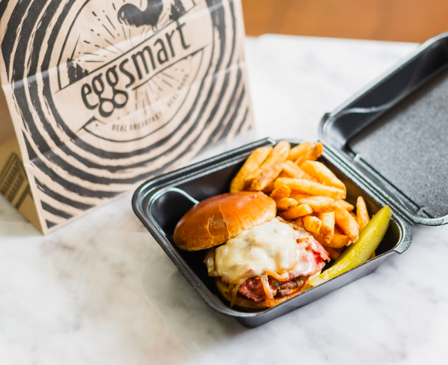 EggsmartCAN's tweet photo. Get lunch to go! 😁 #getlunchtogo #itslunchtime #eggsmart #breakfast #lunch #brunch #goodmorning #instafood #classicbreakfast #eggsbenedict #wakingup #earlybird #breakfastperfection #breakfastofchampions https://t.co/6Jg19kpu60