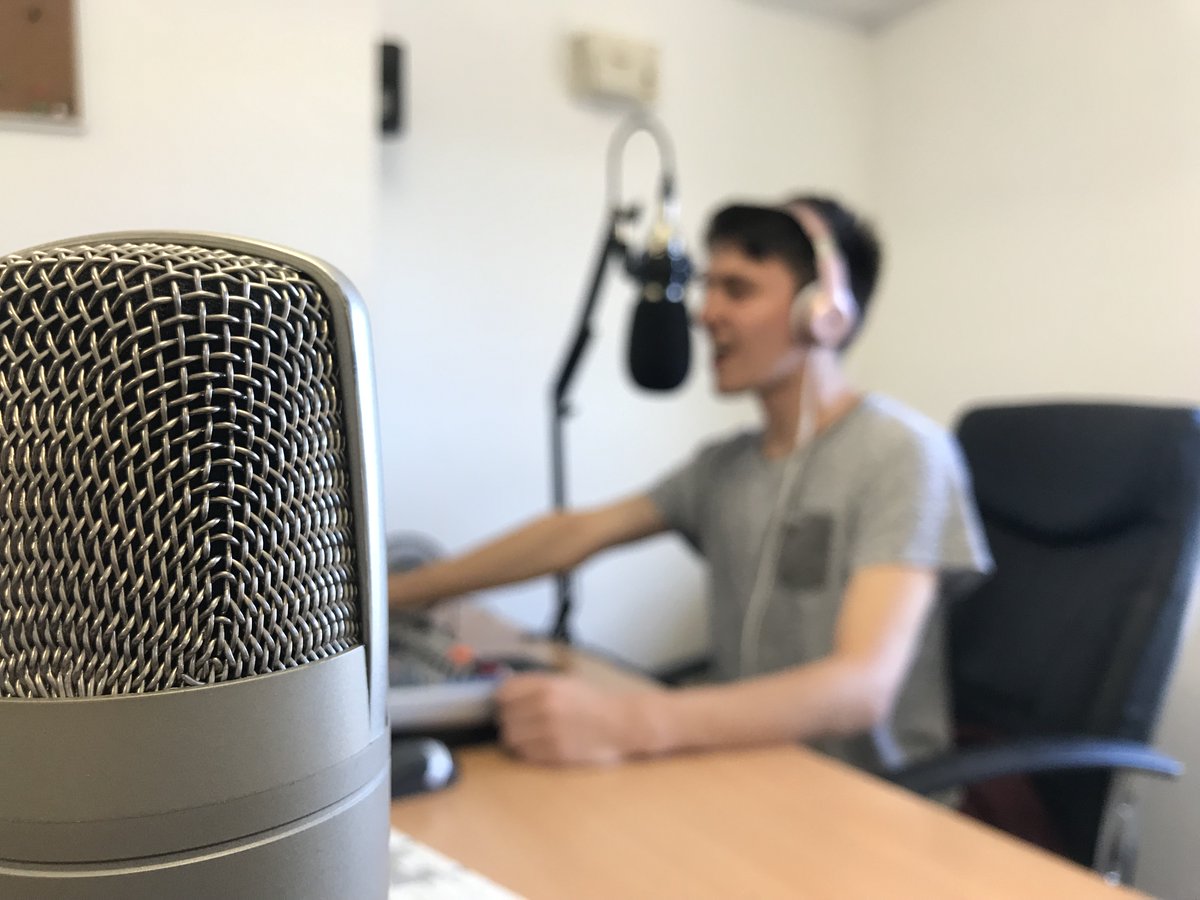 LIVE NOW - THE BIG DRIVE HOME, with Josh Sears 

shiresoundsradio.co.uk/popup-player

#SoundOfKettering #CoronavirusUK