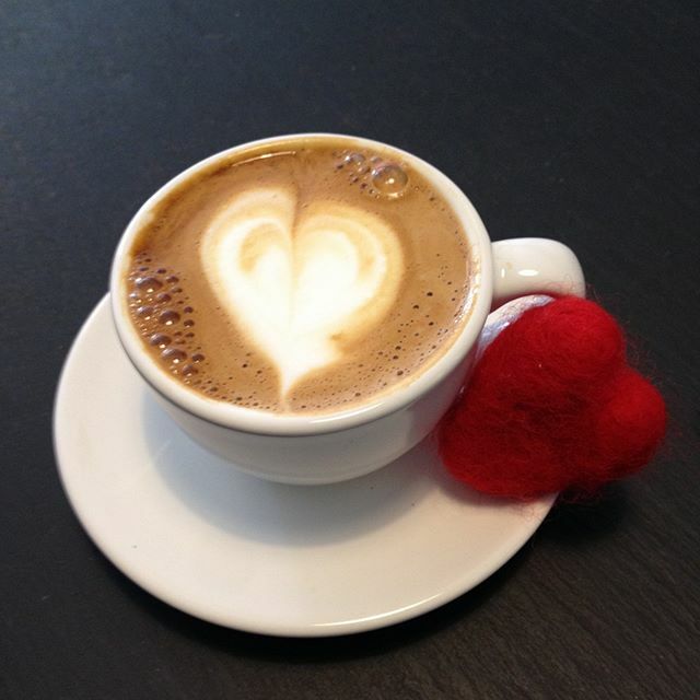 We are missing our customers a latte these days. Dreams of coffee cake muffins, red eyes, and paninis are real. Post a ☕️ if you also feel the feels ift.tt/33PzEHB