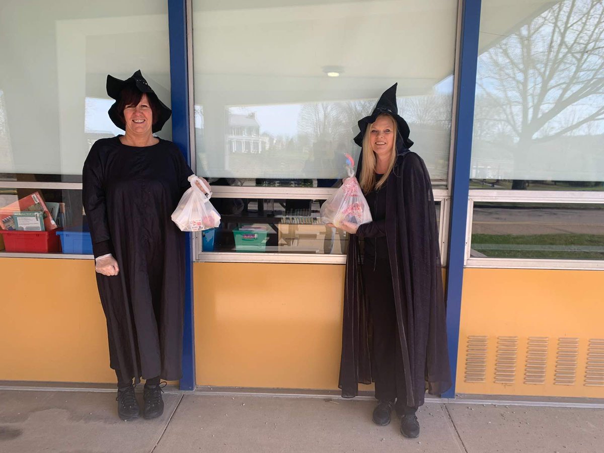 Double, double witches I see, brewing up lunches for CMSD!  <a href="/Wylandville/">Wylandville CMSD</a> <a href="/canon_mac/">Canon-McMillan School District</a> <a href="/TNG_JanetC/">Janet Connors</a> <a href="/TNG_Corporate/">The Nutrition Group</a> #Meals4KidsInPA <a href="/MansmannJoni/">Joni Mansmann</a>