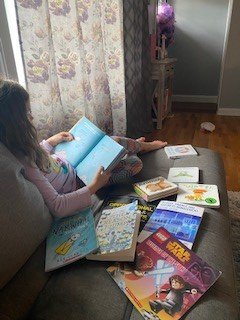 RooseveltSD89's tweet photo. Whatcha Reading? Thursday - D89 Virtual Spirit Week
Mrs. Matheson is spending time reading with her family. What are you reading?
#D89Community #D89Reads https://t.co/ofhtpxfIIO
