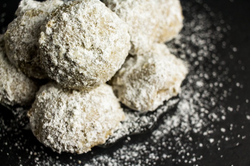 Polvorones Mexican wedding cookies - myvegan.menu/polvorones-mex… 🌱

Tag someone who would 😍 this!

#food #foodporn #yum #yummy #foodpic #vegan