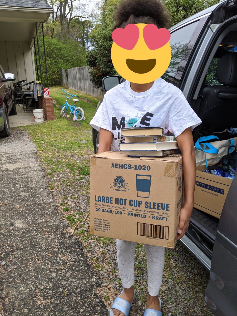 CraftyCalhoun's tweet photo. Thank you #scrapexchange! I got the boredom box into the hands of an amazing student! Even got her some new books to read from the minivan book mobile before the official shut down. @scrapexchange @Carrington_DPS #weareCMS https://t.co/vdfXP8ye6a
