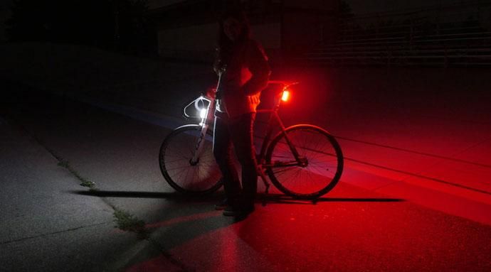 chiefsportsguy's tweet image. Lights are an essential accessory for bicycles - but it&apos;s easy to get overwhelmed about which one is best for you. 

In this article, @cyclbike share a beginner&apos;s guide to bike lights! 

buff.ly/33N8st9

#beginnercyclist #cyclisttips