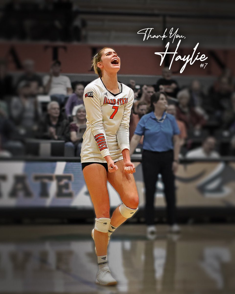 ⭐️PHOTO OF THE DAY ⭐️
Arrive. Re-Write Records. Graduate. ✌️
Thank you, Haylie Keck!