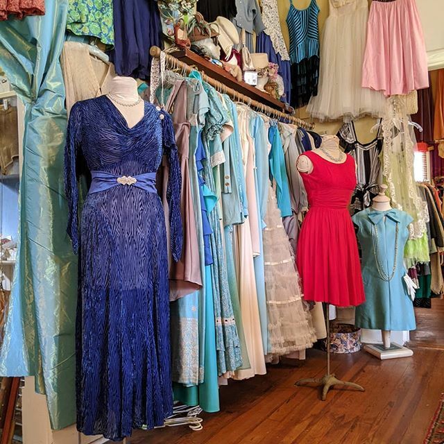 The Attic is re-introducing ourselves into social media and getting set up for "porch pick-up". Even our dress forms are practicing social distancing!

We hope everyone is staying smart and safe. ift.tt/2UlYxHD