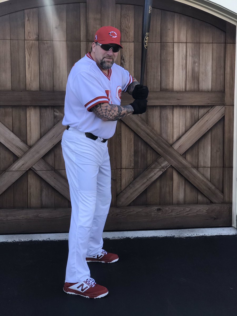 robdibble49's tweet image. Had to try this on for my 9 year old, then her Mom tells her The Reds made this uni just a few years ago.  Opening Day 25 years too late! Reality hurts. Stay safe everyone Baseball for real will be back soon!!!