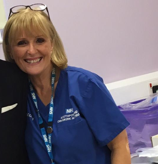 JoeSheedy91's tweet photo. Well I was expecting a damp squib and instead the ghost city of #Nottingham came alive for one brief shining moment and made my mum, a nurse for life, cry. You did your job people, you made this lady (the very definition of a hero inside and outside work) feel good :) #clapforNHS https://t.co/cWmi2CUtWJ