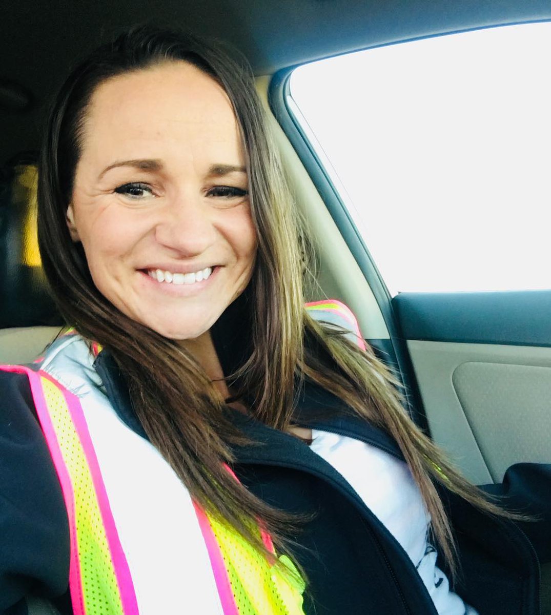HiVisSupply's tweet photo. A repost from our Instagram follower, @cmr_143
#Sheaday #singlemomstrong #foryouiwill❤️ #hivissupply.com #local185
#HiVisLife #PrepareToBeSeen https://t.co/hxJYYGyO5H