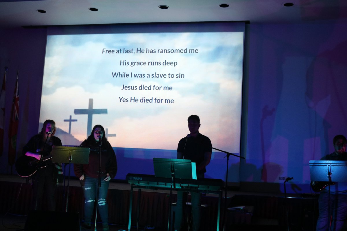 BoothUC's tweet photo. Today we are thankful for the health of our students, faculty and staff; the technology that allows us to study, teach and work from home; and our God who protects and sustains us through it all. Keep checking in on each other! Blessings to you and your families. #boothuc https://t.co/OPKeLujzY5