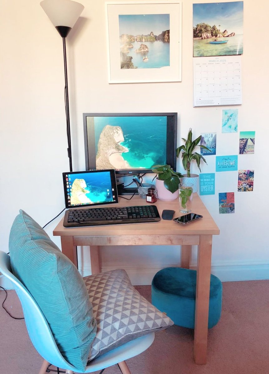 Maya_Assess's tweet photo. Cute and cosy home office https://t.co/jOQjSR8Btu