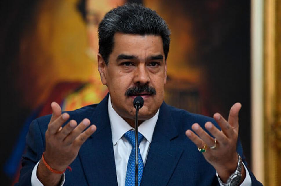 NoticiasCaracol's tweet photo. #Ampliación EE. UU. ofrece US$15 millones de recompensa para capturar a Nicolás Maduro por narcoterrorismo >>> https://t.co/VgxBKKwJ1Y https://t.co/ZUDsg1RH6A