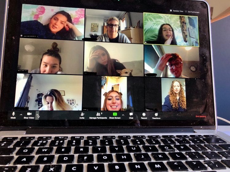 The show must go on! Carrying on teaching and learning, and talking about ways to workaround the lockdown and adapt to change <a href="/CCNCreativeArts/">CCN Creative Arts</a> <a href="/norwichcollege/">City College Norwich</a>  #fashcomms #fashionstudent