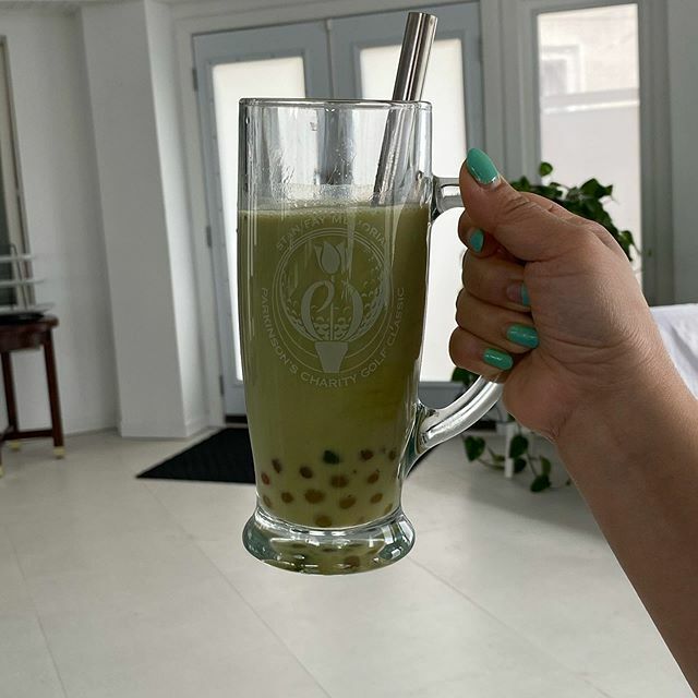 ahkriti's tweet photo. Times like now ! Trying recipes i would not even attempt on regular days ! Miss my regular bubble tea places ! @thealley.ca Made this #matcha #bubbletea https://t.co/mTjm1Yidt8 https://t.co/MfJ58Xow2n