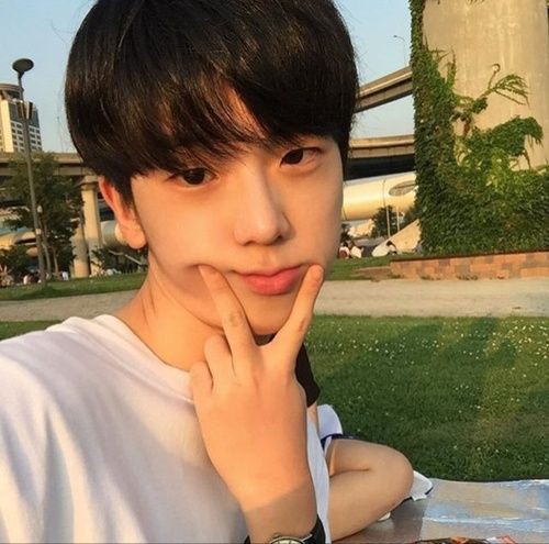 𝚋𝚕𝚊𝚌𝚔🌑|ไม่ตอบ=ไม่ว่าง tweet media