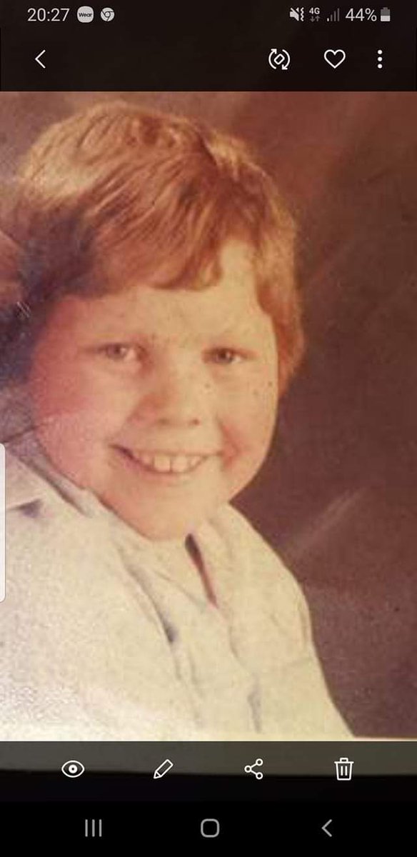 funnysteharris's tweet photo. Me as a kid 😁 https://t.co/26eVRLgnPg