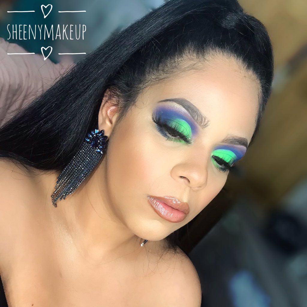 #makeuphn #muasfeature
#muassupport #talento #muascatrachas
#makeupartist #beautygirl #instabeauty  #hudabeauty #muas #makeup #newmuas #makeuptutorial #glittermakeup #makeuplove #lashes #makeupaddict 💄💄