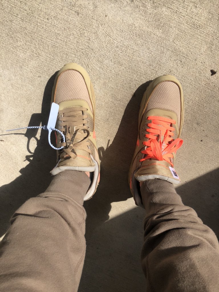 goastrydur's tweet photo. @nikestore https://t.co/jY5s2CohOo