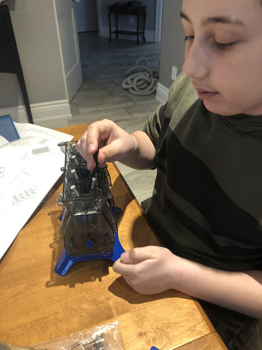 toniaMazz's tweet photo. A little hands-on learning this morning!
Building a Model Motor Engine
@StJohnPaul2 #sjpfamily https://t.co/DvirfPW8Xr