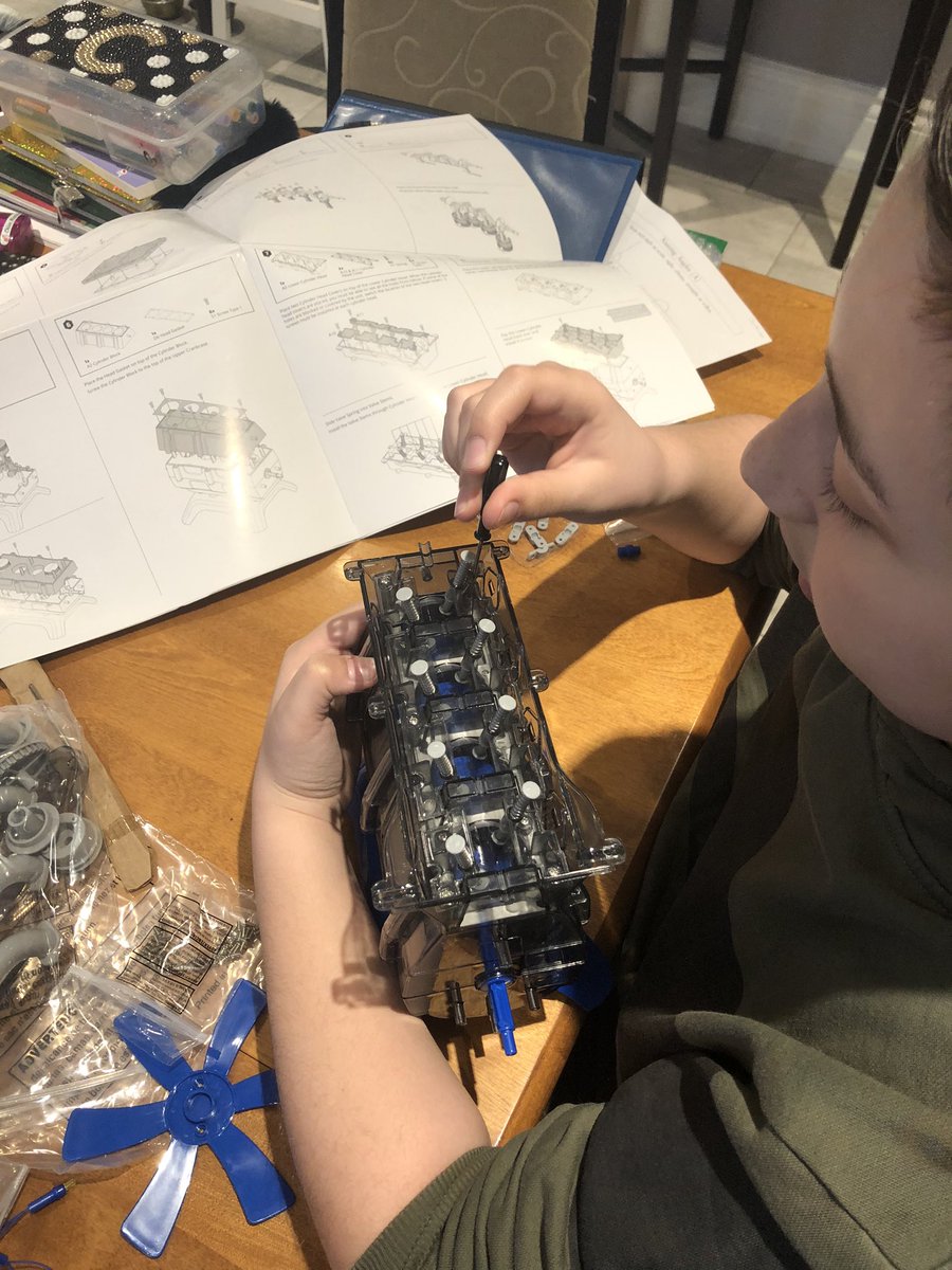toniaMazz's tweet photo. A little hands-on learning this morning!
Building a Model Motor Engine
@StJohnPaul2 #sjpfamily https://t.co/DvirfPW8Xr