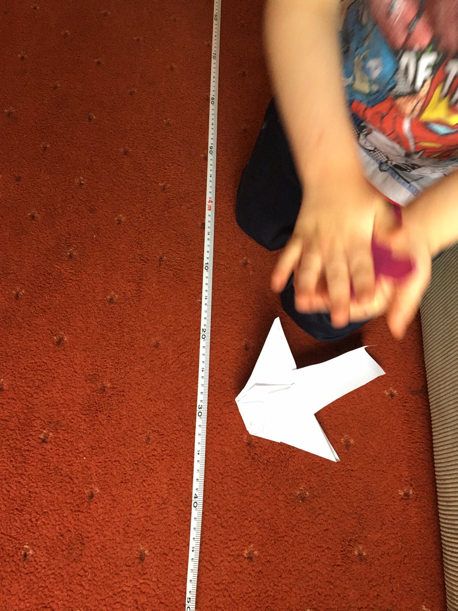 Rosa2502's tweet image. @stcadocsprimary Having an paper aeroplane throwing challenge with the aeroplanes Thomas (p6d) made!