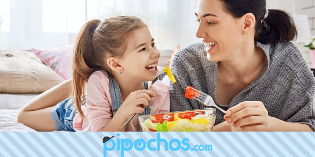 pipochos's tweet photo. Hacer las comidas con horarios regulares y preferentemente en familia,  permitirá promover un espacio de diálogo para conocer cómo se sienten tus #pipochos con respecto a la contingencia. https://t.co/PeObzLdUgV