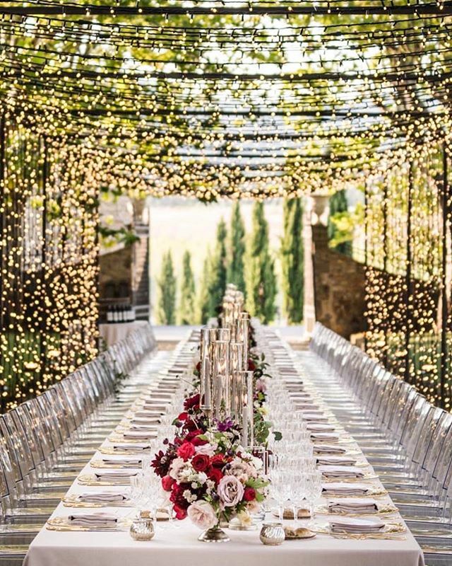 A dreamy tablescape under a ceiling of thousand stars.
#tuscanywedding #weddingdesign #weddingday #weddinginspiration #tablescape ift.tt/2WOMAMj