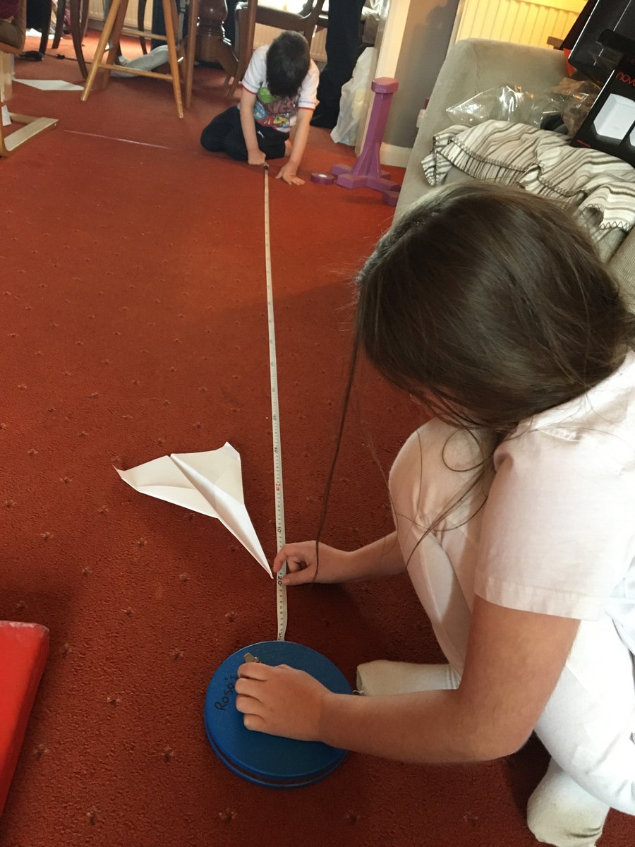 Rosa2502's tweet image. @stcadocsprimary Having an paper aeroplane throwing challenge with the aeroplanes Thomas (p6d) made!