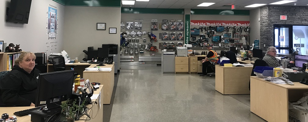 BrockWhiteCo's tweet photo. A shout out to our hard-working teams in our locations across the country working at safe distances and getting safety supplies and construction materials to the jobsites! #safety #service #OneCSG https://t.co/SiDPUo8Br3