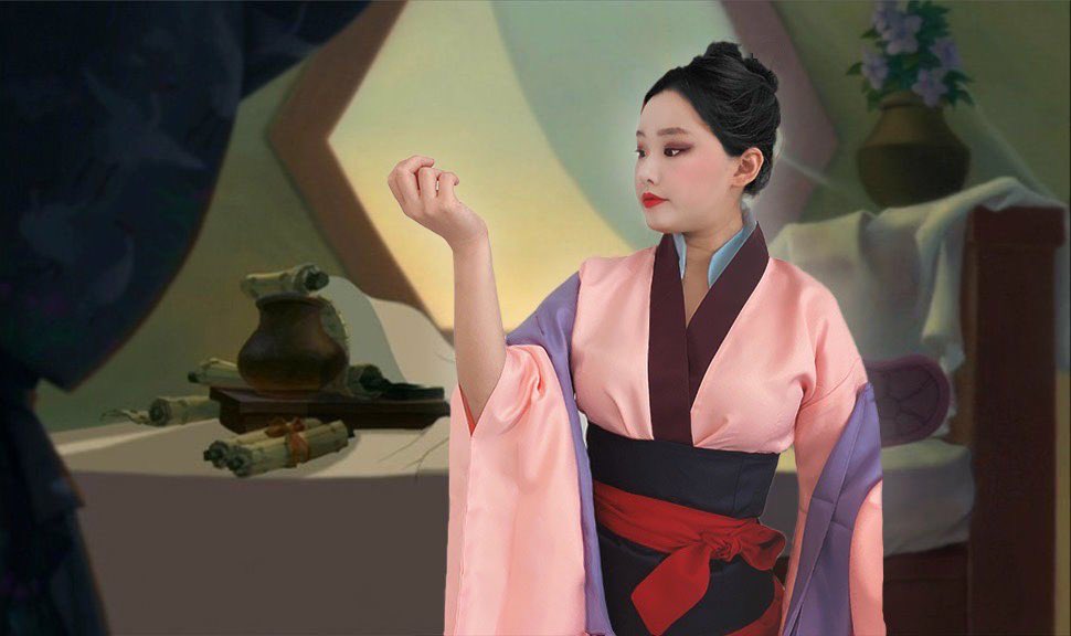 SoiledPink's tweet photo. “Reflect before you snack—act!” #Mulan #Disney #cosplayergirl https://t.co/Q8ODitcOsU