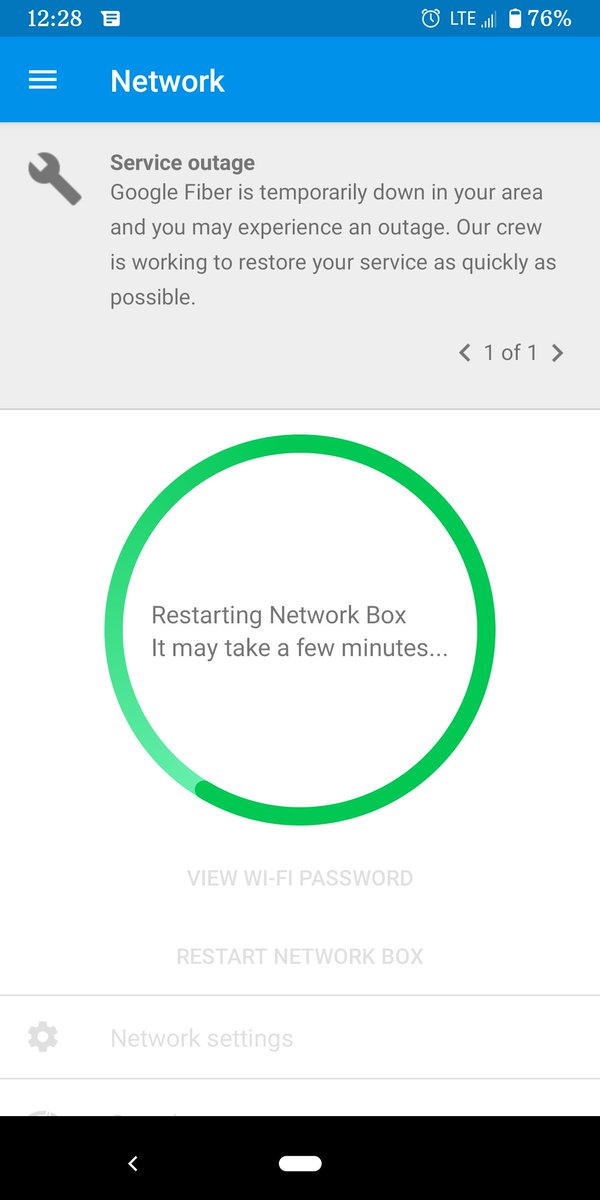 AprilRaygun's tweet image. This is the end. Time for me to over react over my loss of internet.  #QuarantineLife #WorkFromHome #workfromhomefail
