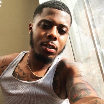 Kaverichamilton's tweet photo. #NewProfilePic https://t.co/QG8RqGirE9