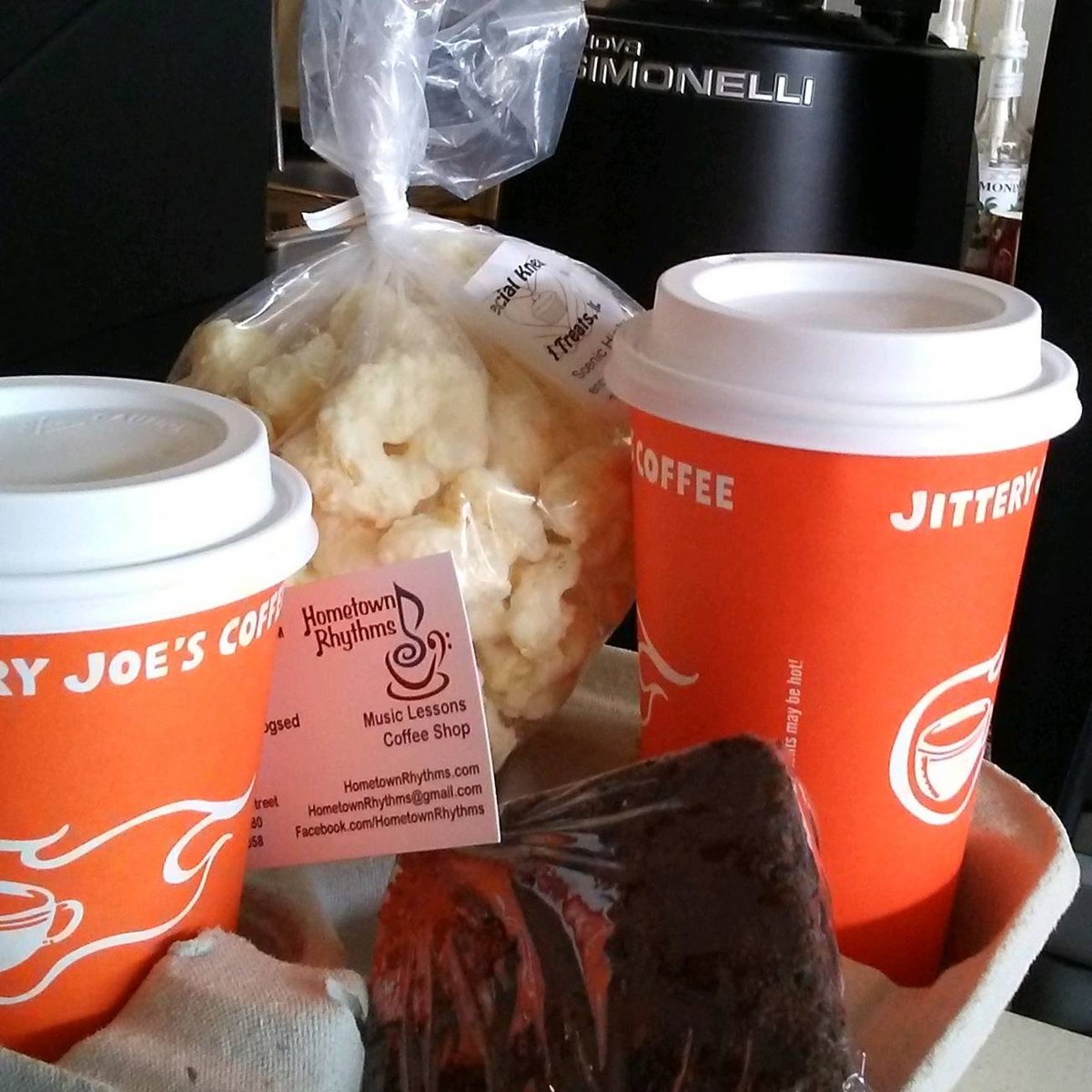 HometownRhythms's tweet photo. We're still open for carry out orders...at least for today. If things are still as slow for another day or two as they have been the last couple of days we will probably take a break for a bit. #coffee #smoothies #brownies #frappes #sandwiches #andmore https://t.co/A67NuyjSX8