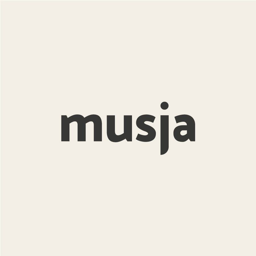 ClassiCultit's tweet photo. Musja presenta le attività online del museo: giochi, musica e tanta interazione #Musjarestaacasa
https://t.co/f0ig0Qv9Gk https://t.co/rlALcIIZqP