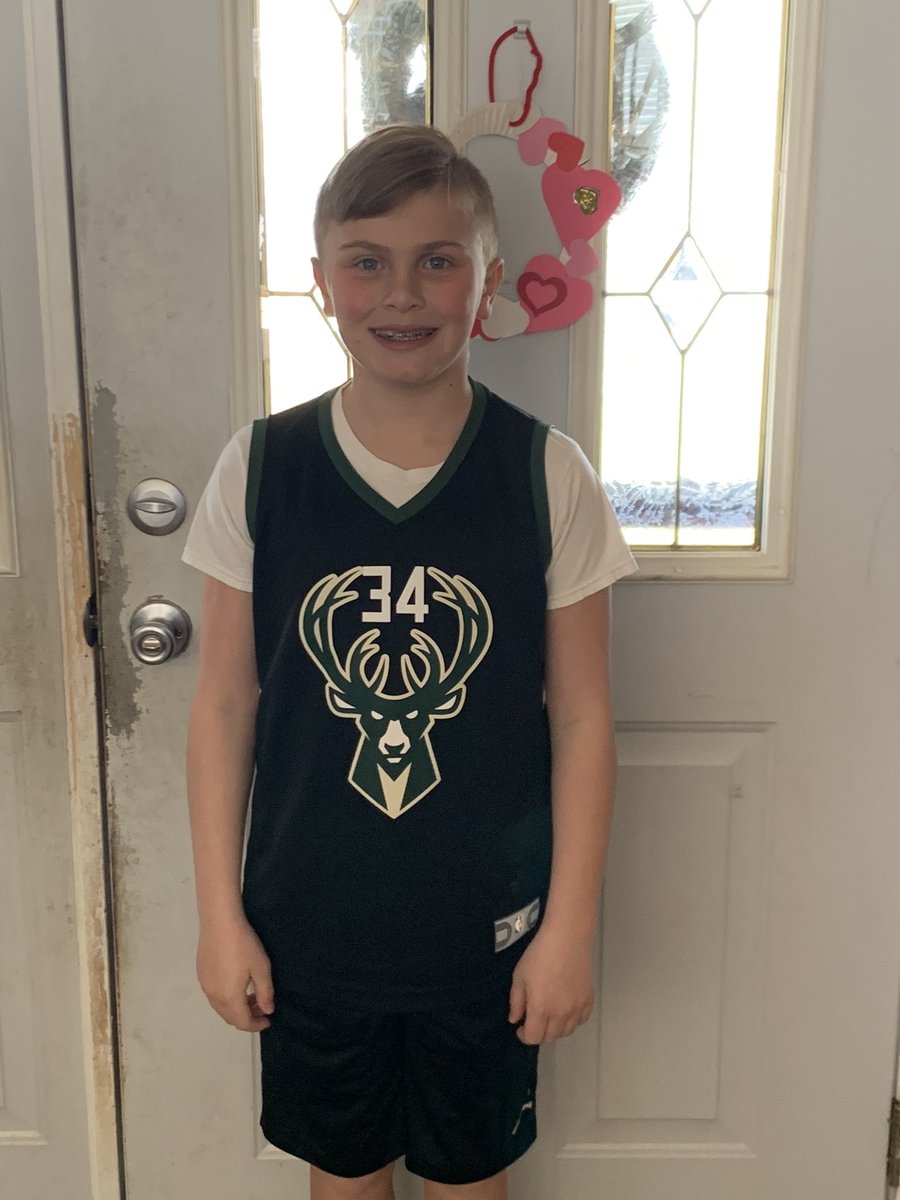 Jersey day @NewMonmouthElem <a href="/Mrs_Horton4/">Mrs. Horton</a> @MrsDanielsNMS
