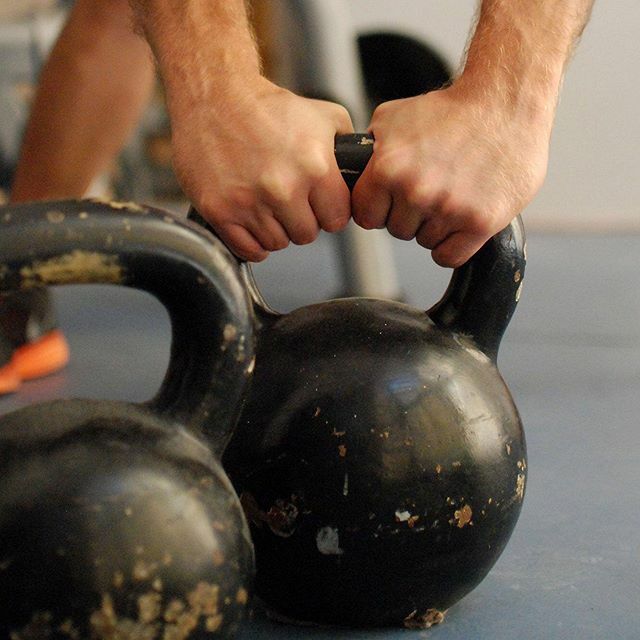 ActivitsN's tweet image. As we all start to adjust to home workouts here are some tips to settle into the routine and stay motivated during your workout. ⠀
⠀
1. Schedule a time to workout - To help get into the routine quicker schedule your workout to a similar time you would normally work out. …